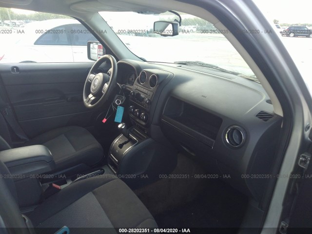 Photo 4 VIN: 1C4NJPBB7GD678564 - JEEP PATRIOT 