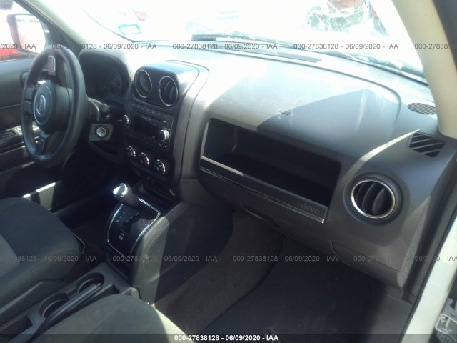 Photo 4 VIN: 1C4NJPBB8ED927239 - JEEP PATRIOT 