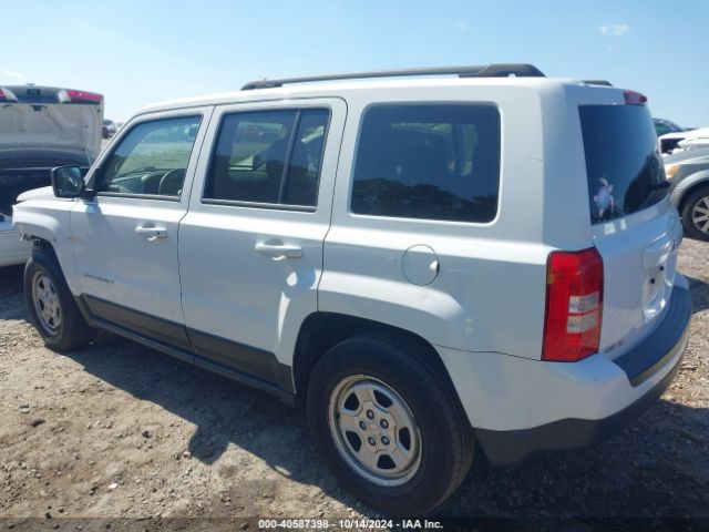 Photo 2 VIN: 1C4NJPBB8FD122214 - JEEP PATRIOT 