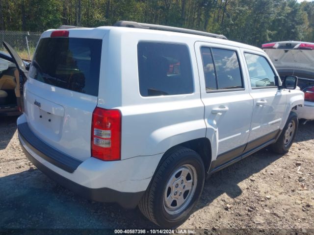 Photo 3 VIN: 1C4NJPBB8FD122214 - JEEP PATRIOT 