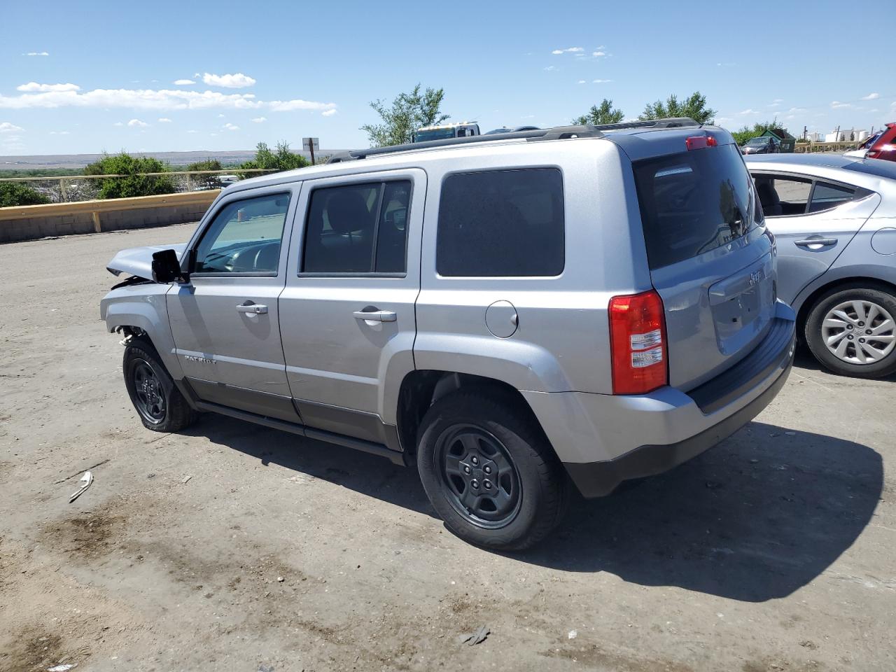 Photo 1 VIN: 1C4NJPBB8FD429141 - JEEP LIBERTY (PATRIOT) 