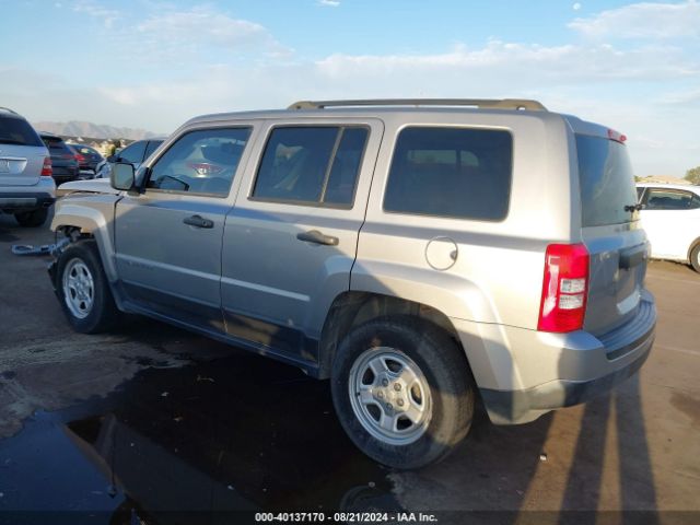 Photo 2 VIN: 1C4NJPBB8GD807993 - JEEP PATRIOT 