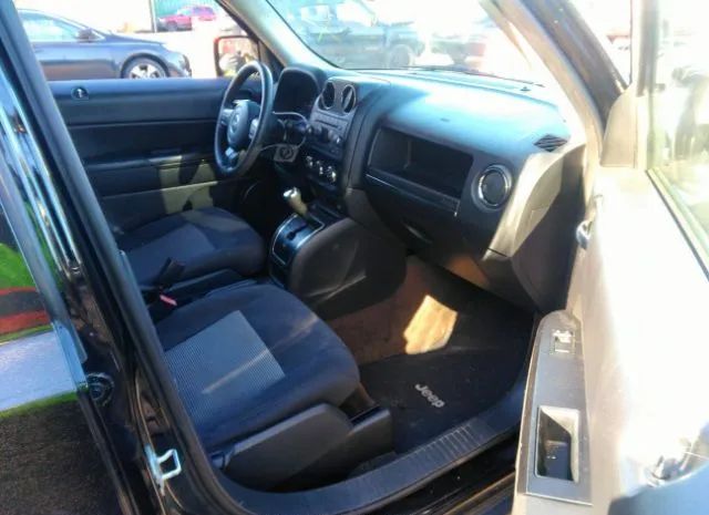 Photo 4 VIN: 1C4NJPBB9HD131328 - JEEP PATRIOT 