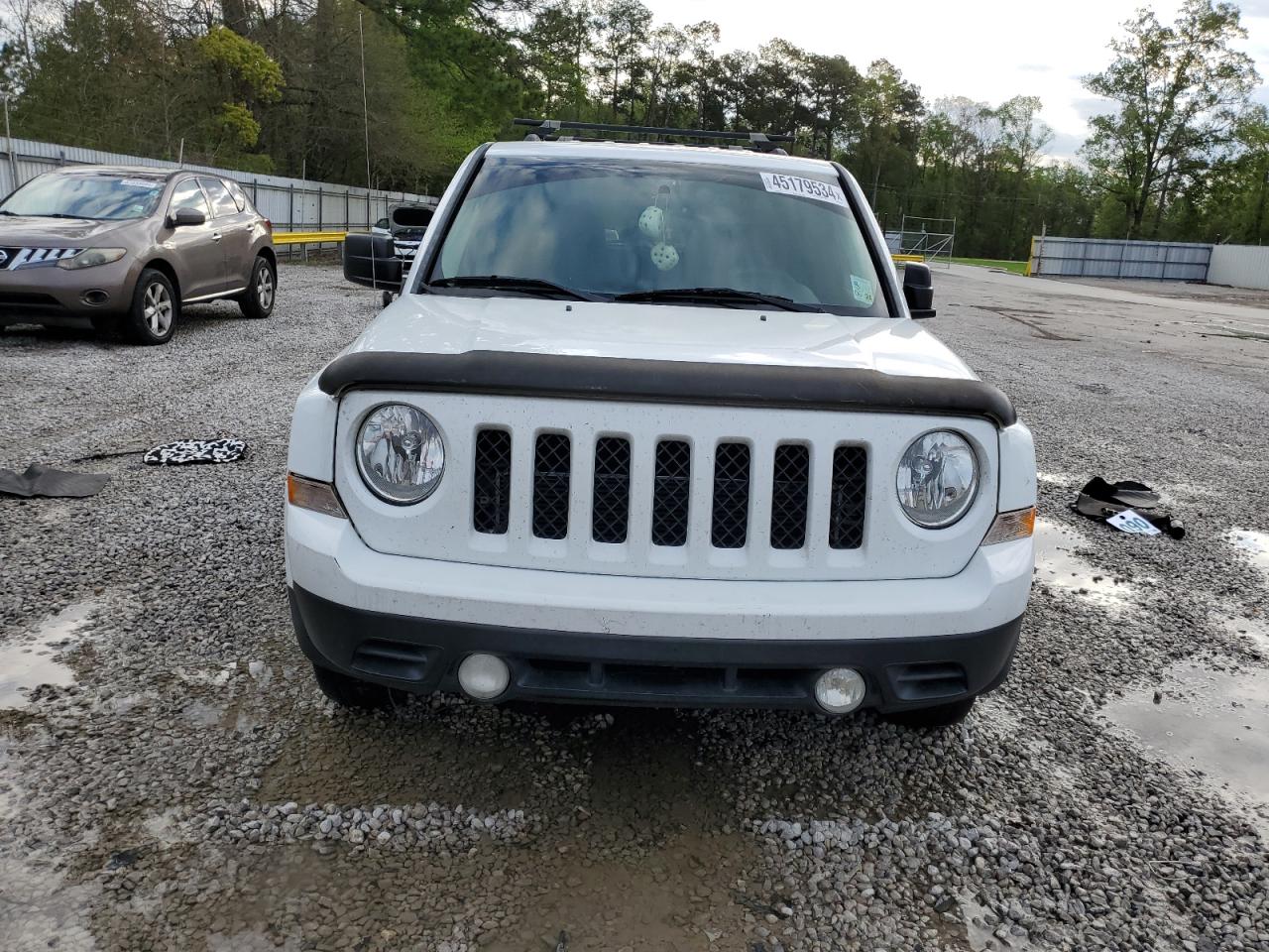 Photo 4 VIN: 1C4NJPBBXGD532756 - JEEP LIBERTY (PATRIOT) 