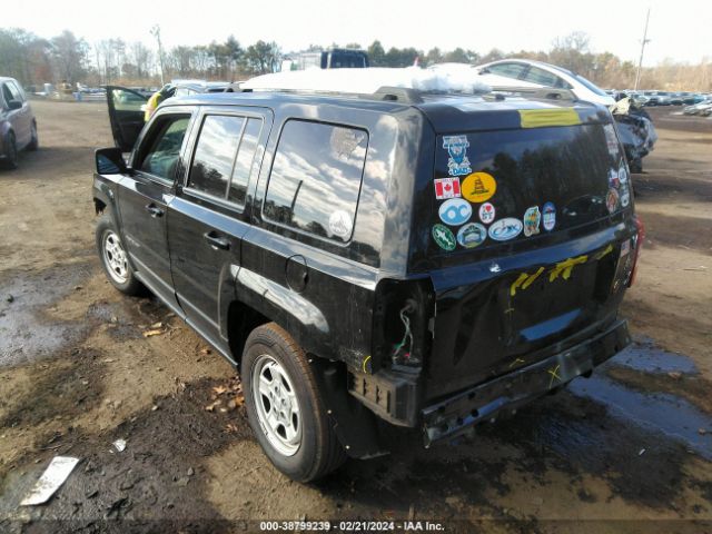 Photo 2 VIN: 1C4NJPBBXGD813407 - JEEP PATRIOT 