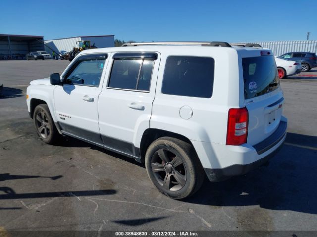 Photo 2 VIN: 1C4NJPBBXHD102985 - JEEP PATRIOT 