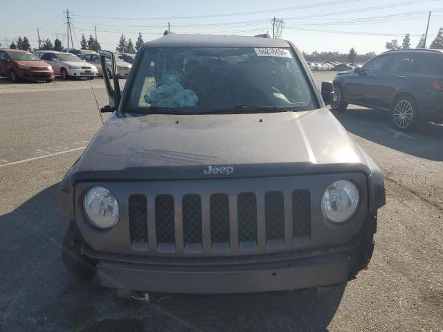 Photo 4 VIN: 1C4NJPBBXHD103800 - JEEP PATRIOT SP 