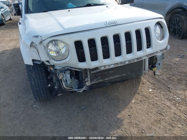 Photo 5 VIN: 1C4NJPBBXHD103974 - JEEP PATRIOT 