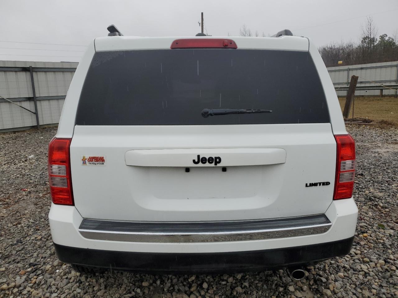 Photo 5 VIN: 1C4NJPCB0ED802282 - JEEP LIBERTY (PATRIOT) 