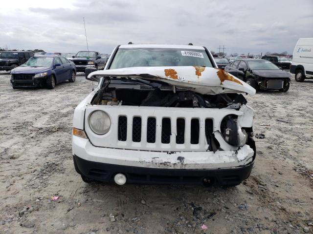 Photo 4 VIN: 1C4NJPCB6ED843919 - JEEP CHEEROKEE 