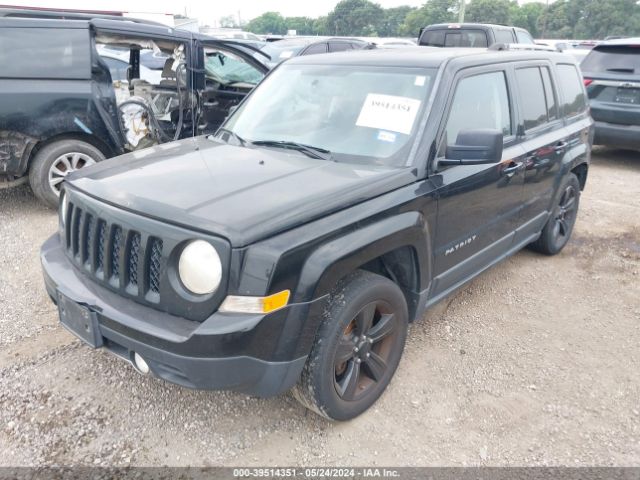 Photo 1 VIN: 1C4NJPFA0CD704627 - JEEP PATRIOT 