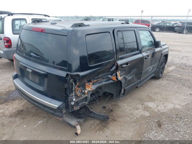 Photo 3 VIN: 1C4NJPFA0CD704627 - JEEP PATRIOT 