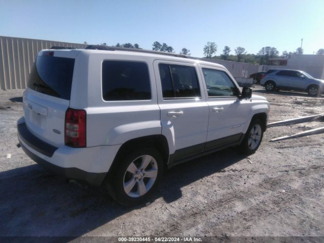 Photo 3 VIN: 1C4NJPFA0GD647867 - JEEP PATRIOT 