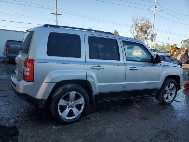 Photo 2 VIN: 1C4NJPFA1CD566211 - JEEP PATRIOT LA 