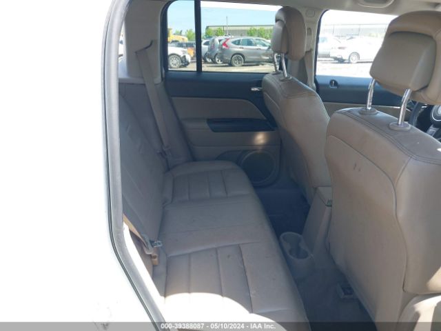 Photo 7 VIN: 1C4NJPFA1ED927861 - JEEP PATRIOT 