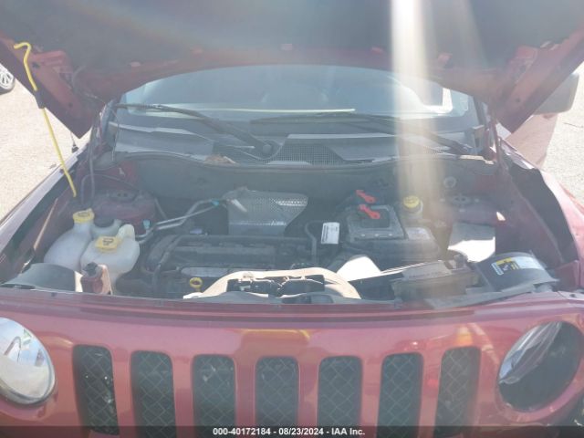 Photo 9 VIN: 1C4NJPFA1GD600721 - JEEP PATRIOT 