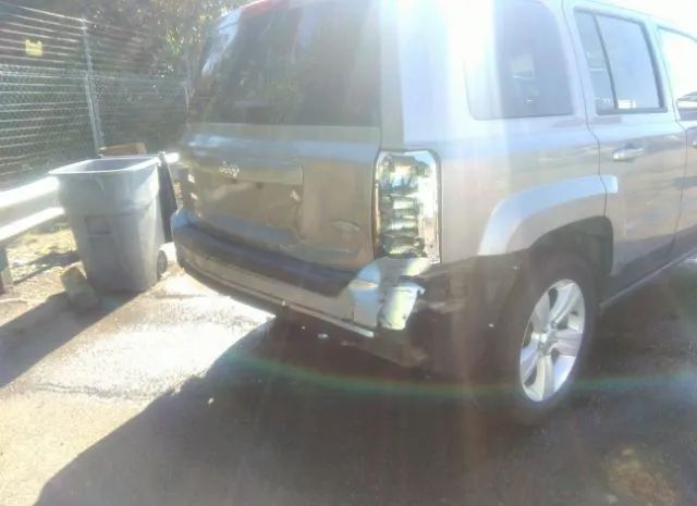 Photo 5 VIN: 1C4NJPFA1GD647831 - JEEP PATRIOT 