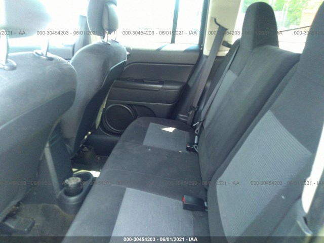 Photo 7 VIN: 1C4NJPFA1GD812695 - JEEP PATRIOT 