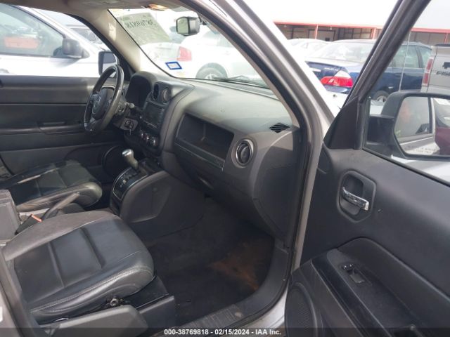 Photo 4 VIN: 1C4NJPFA2ED821466 - JEEP PATRIOT 