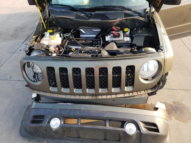 Photo 6 VIN: 1C4NJPFA2GD600825 - JEEP PATRIOT LA 