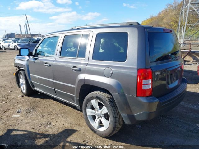 Photo 2 VIN: 1C4NJPFA2GD722360 - JEEP PATRIOT 