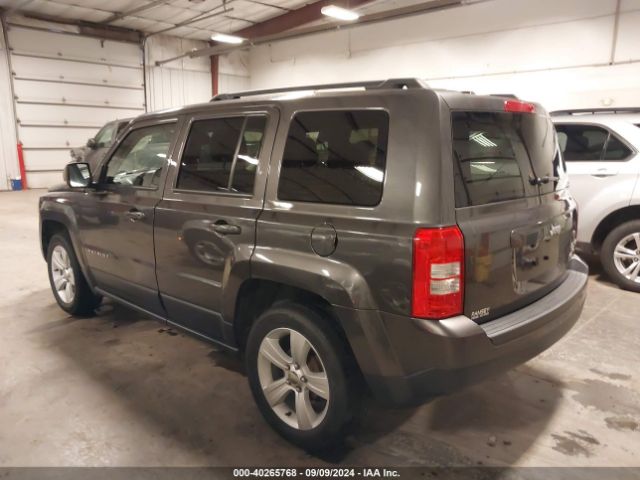 Photo 2 VIN: 1C4NJPFA2GD812754 - JEEP PATRIOT 