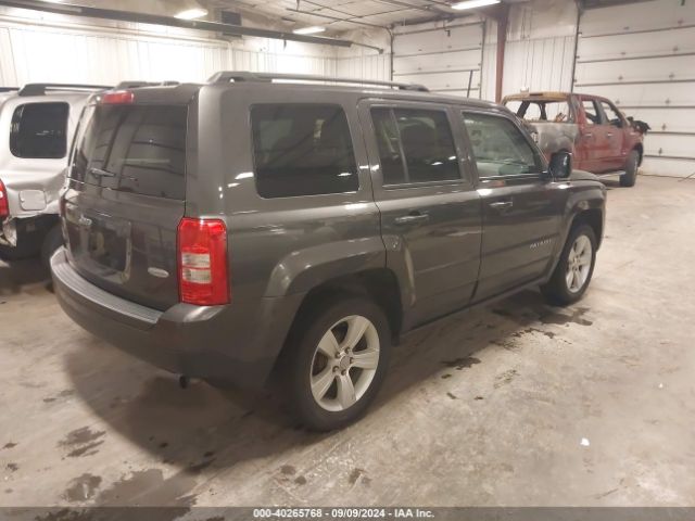 Photo 3 VIN: 1C4NJPFA2GD812754 - JEEP PATRIOT 