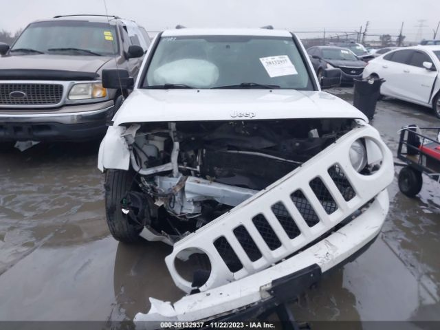 Photo 5 VIN: 1C4NJPFA2HD209403 - JEEP PATRIOT 