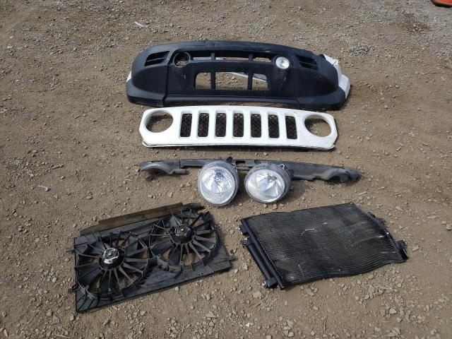 Photo 12 VIN: 1C4NJPFA3ED646533 - JEEP PATRIOT LA 