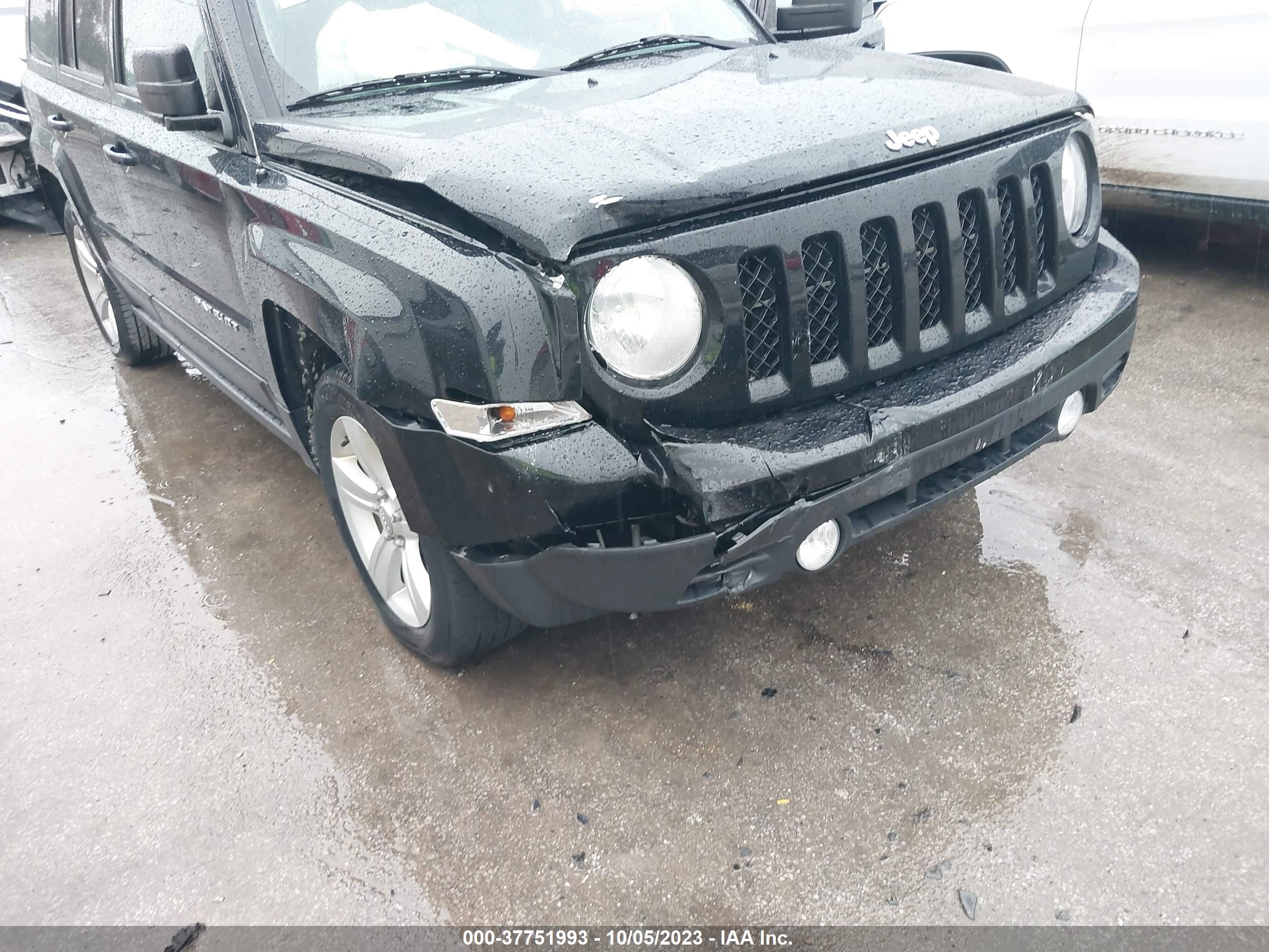 Photo 5 VIN: 1C4NJPFA3ED691617 - JEEP LIBERTY (PATRIOT) 