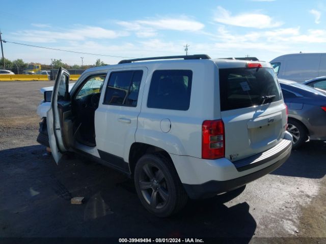 Photo 2 VIN: 1C4NJPFA3FD157051 - JEEP PATRIOT 