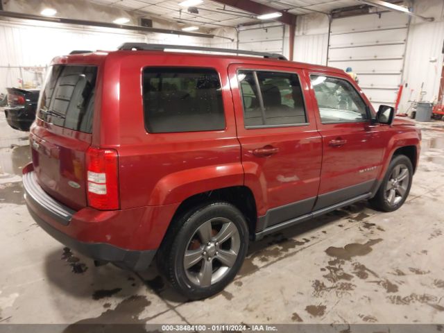 Photo 3 VIN: 1C4NJPFA3FD350400 - JEEP PATRIOT 