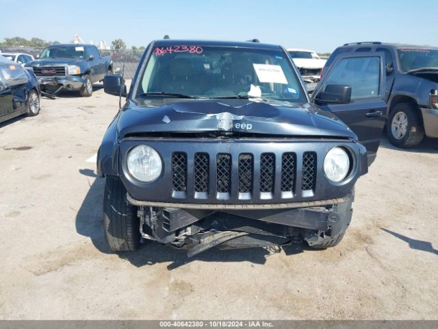 Photo 5 VIN: 1C4NJPFA3GD589138 - JEEP PATRIOT 
