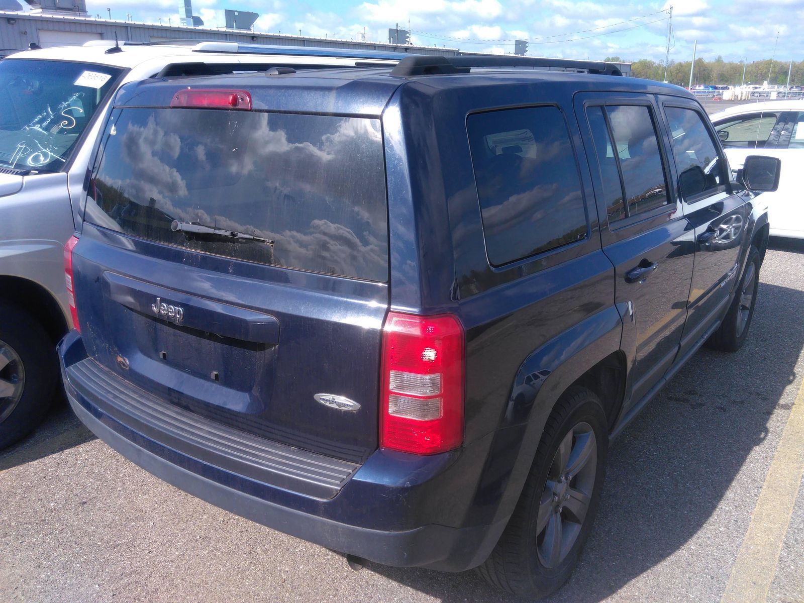 Photo 1 VIN: 1C4NJPFA4ED731834 - JEEP PATRIOT FWD 4C 