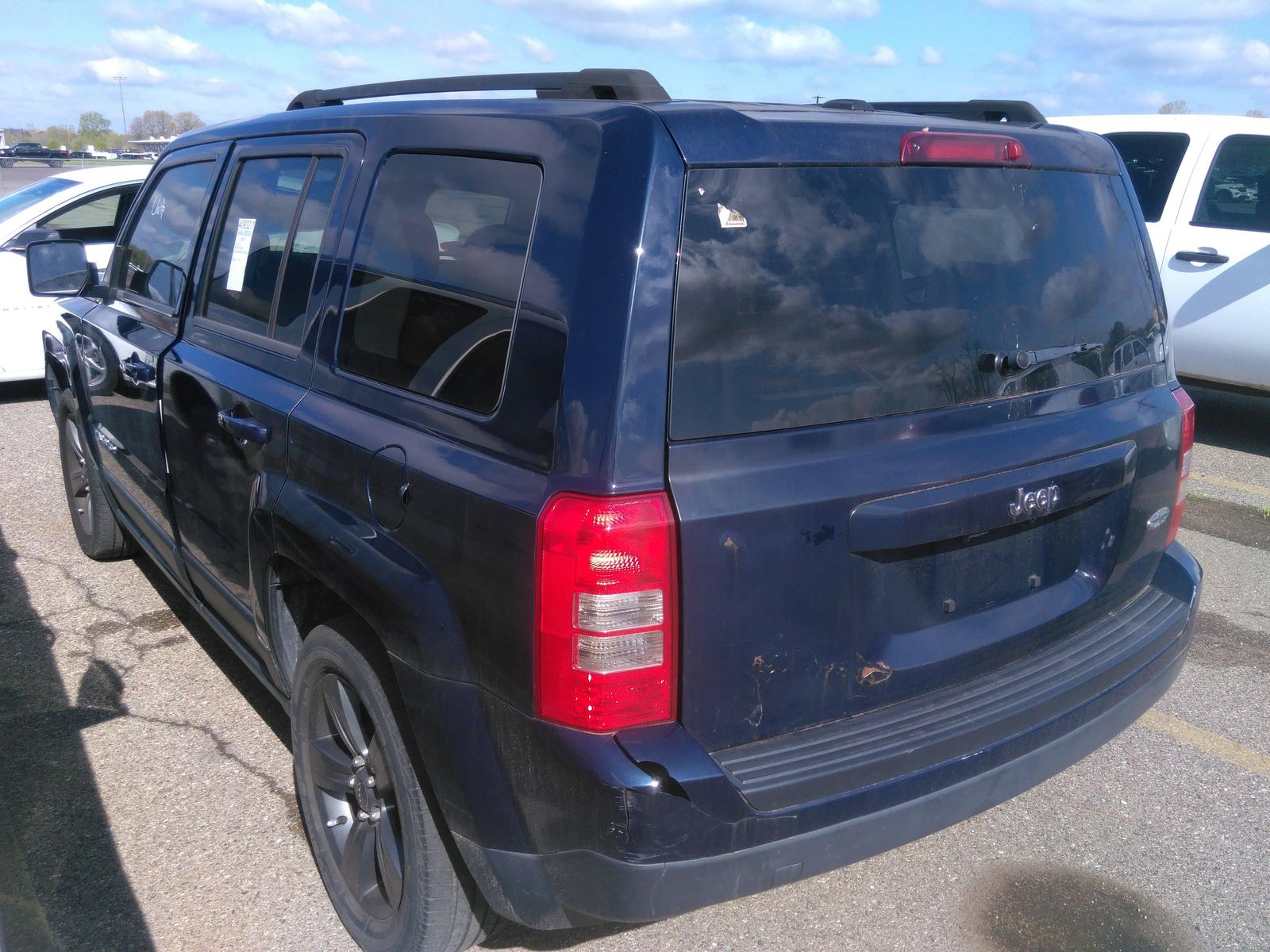 Photo 9 VIN: 1C4NJPFA4ED731834 - JEEP PATRIOT FWD 4C 