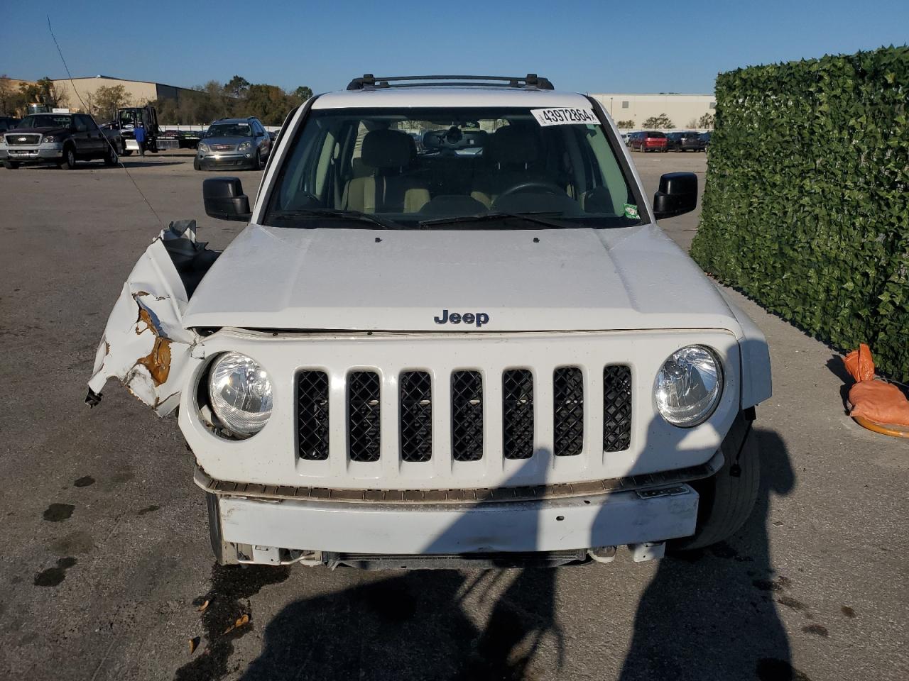 Photo 4 VIN: 1C4NJPFA4GD678569 - JEEP LIBERTY (PATRIOT) 