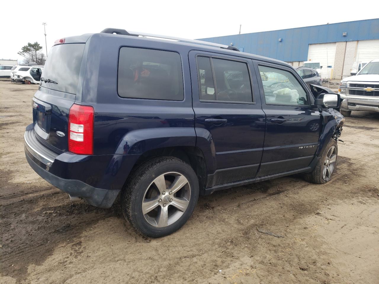 Photo 2 VIN: 1C4NJPFA4GD705804 - JEEP LIBERTY (PATRIOT) 