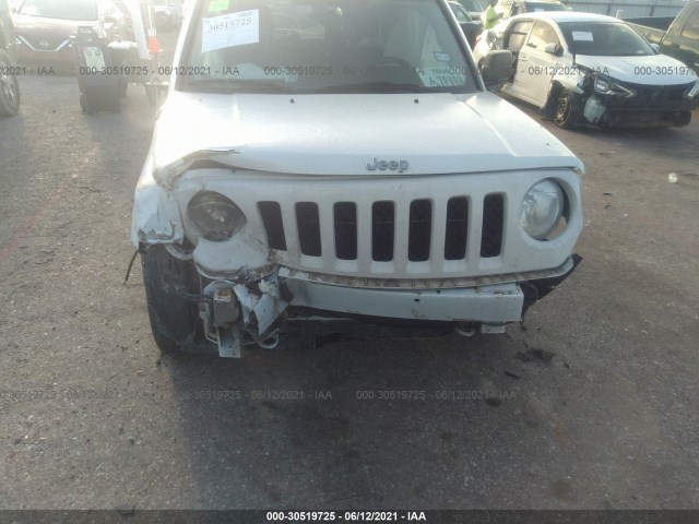 Photo 5 VIN: 1C4NJPFA4GD749253 - JEEP PATRIOT 