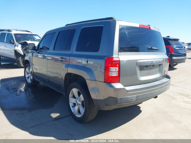 Photo 2 VIN: 1C4NJPFA5DD238372 - JEEP PATRIOT 