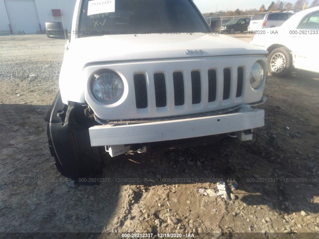 Photo 5 VIN: 1C4NJPFA5ED763921 - JEEP PATRIOT 