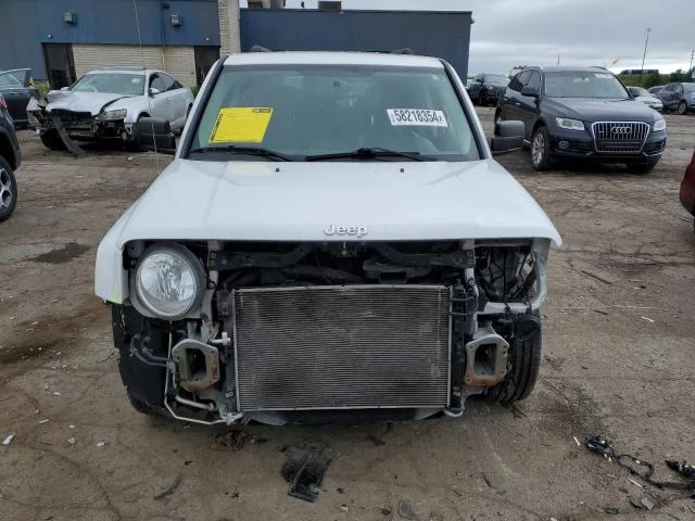 Photo 4 VIN: 1C4NJPFA5FD264117 - JEEP PATRIOT LA 