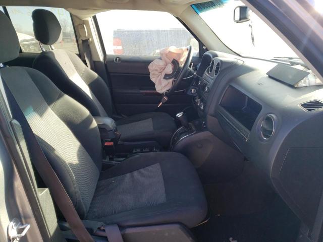 Photo 4 VIN: 1C4NJPFA5GD692979 - JEEP PATRIOT LA 