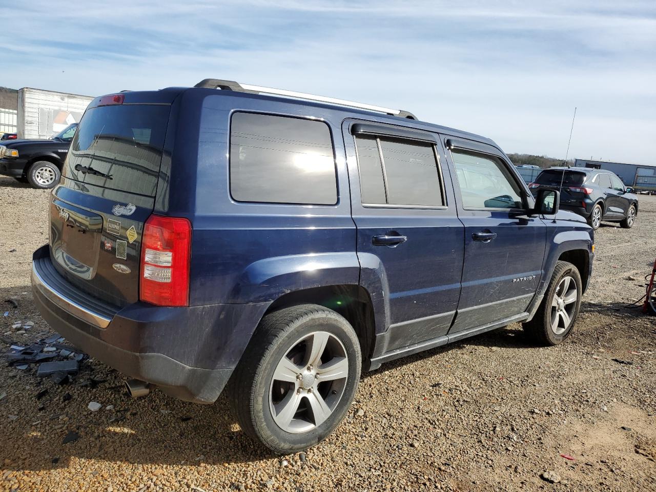 Photo 2 VIN: 1C4NJPFA5GD787381 - JEEP PATRIOT 