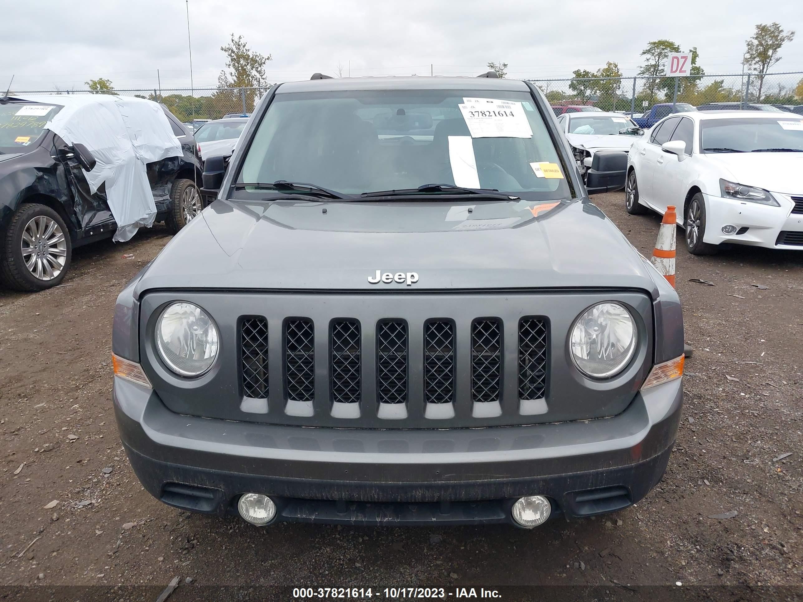 Photo 11 VIN: 1C4NJPFA6DD255990 - JEEP LIBERTY (PATRIOT) 