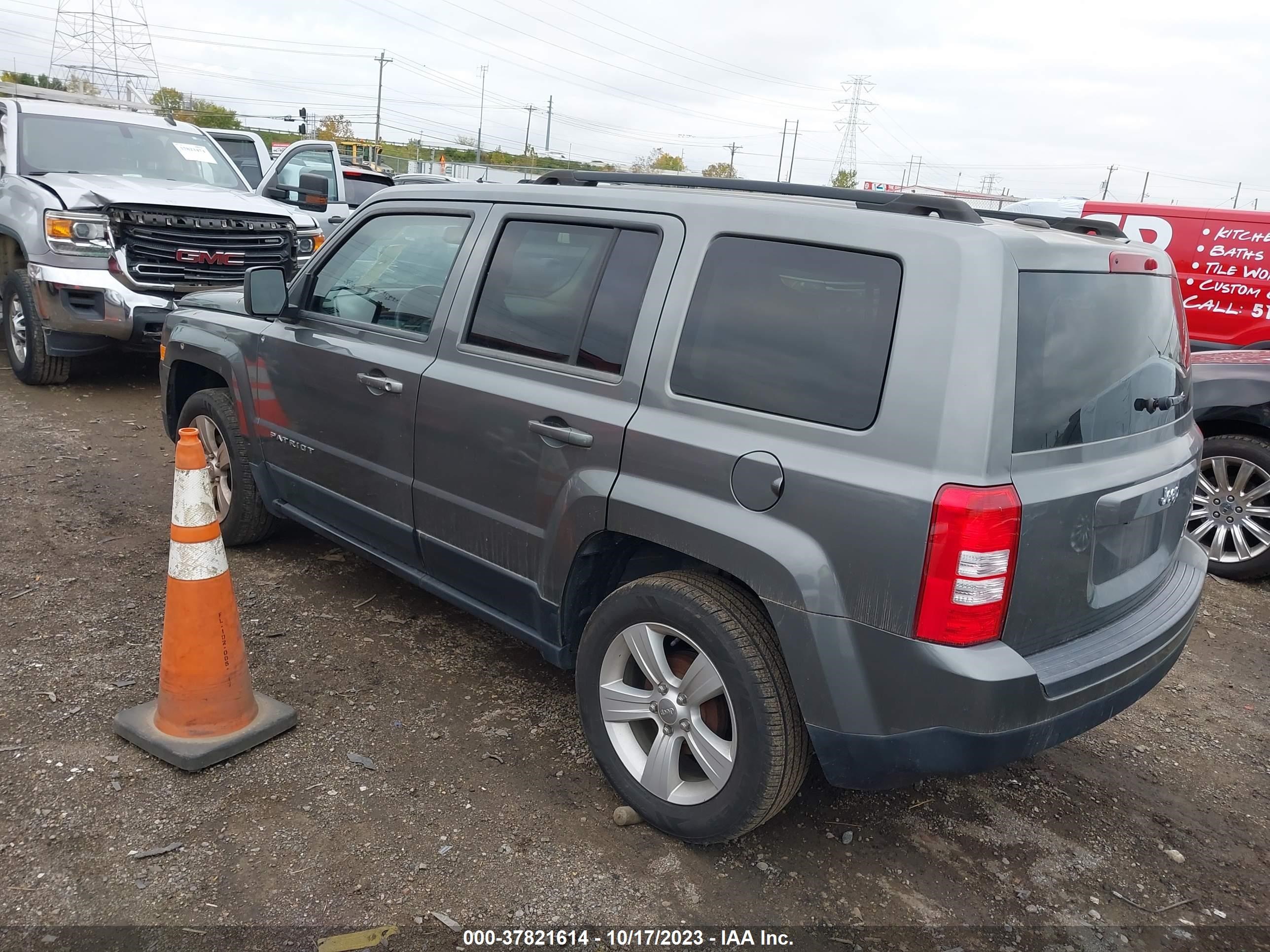 Photo 2 VIN: 1C4NJPFA6DD255990 - JEEP LIBERTY (PATRIOT) 