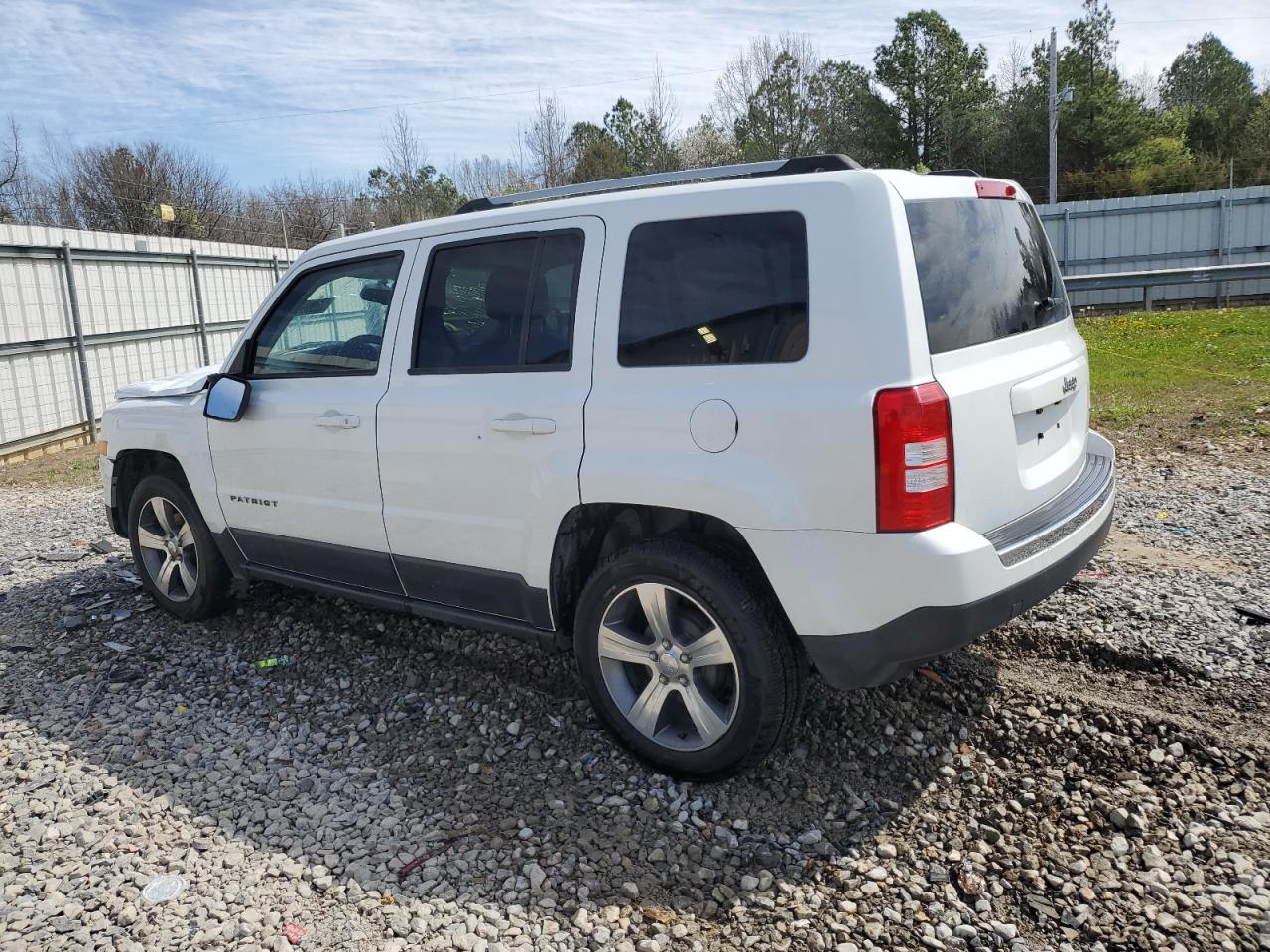 Photo 1 VIN: 1C4NJPFA6HD162179 - JEEP LIBERTY (PATRIOT) 