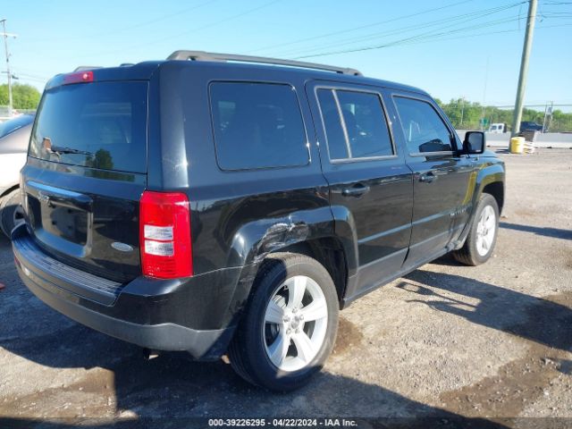 Photo 3 VIN: 1C4NJPFA7GD636820 - JEEP PATRIOT 