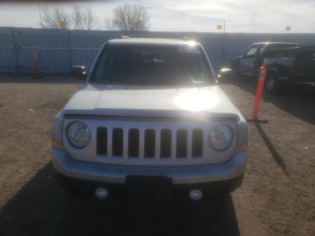 Photo 4 VIN: 1C4NJPFA8CD670663 - JEEP PATRIOT LA 