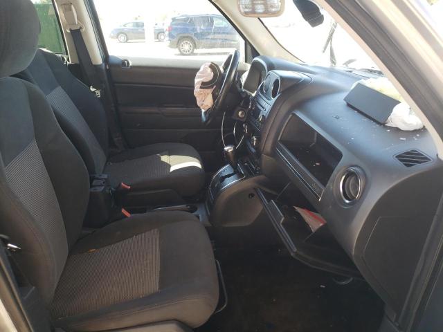 Photo 4 VIN: 1C4NJPFA8GD599244 - JEEP PATRIOT LA 