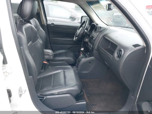 Photo 4 VIN: 1C4NJPFA8GD621033 - JEEP PATRIOT 